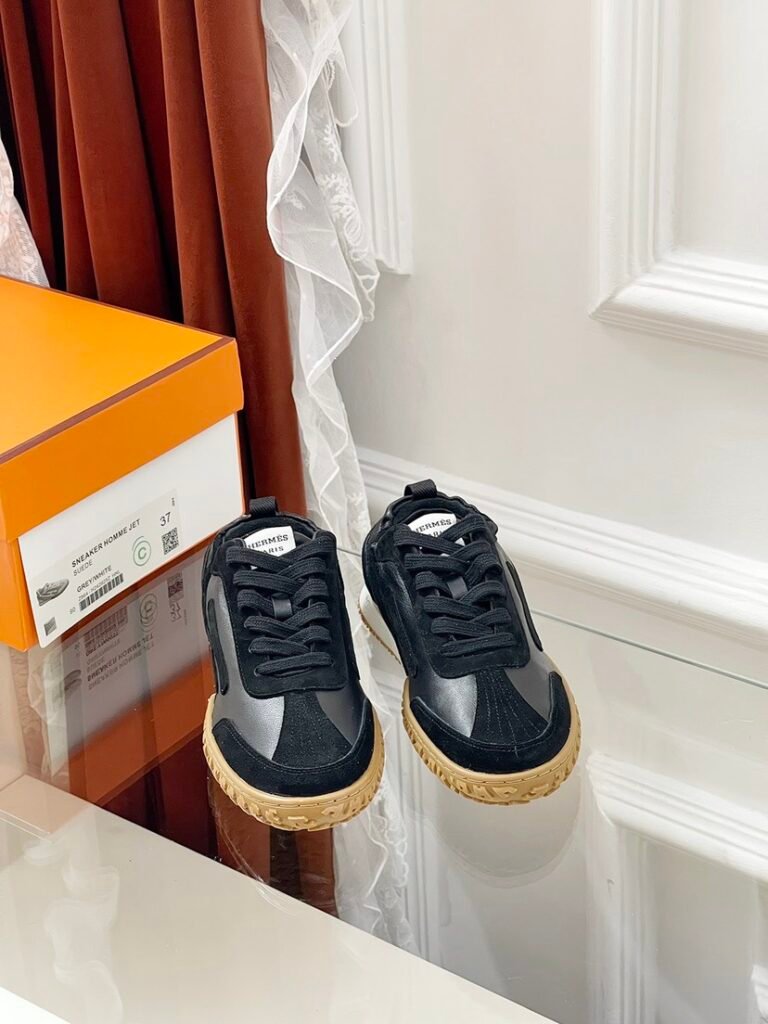 Hermès Unisex Athletic Sneakers detail 3