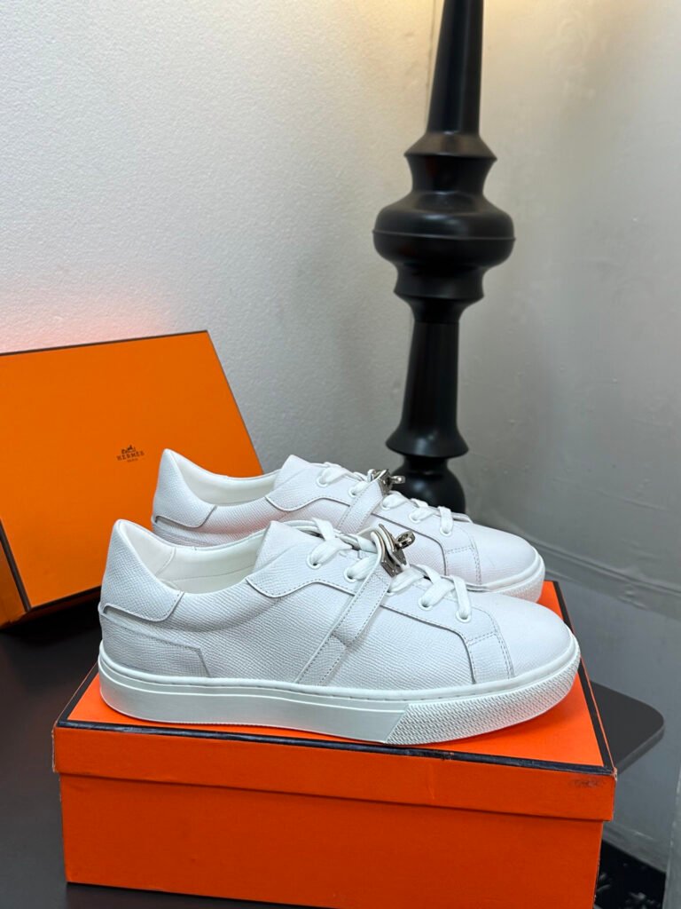 Hermès Unisex White Low-Top Sneakers detail 3
