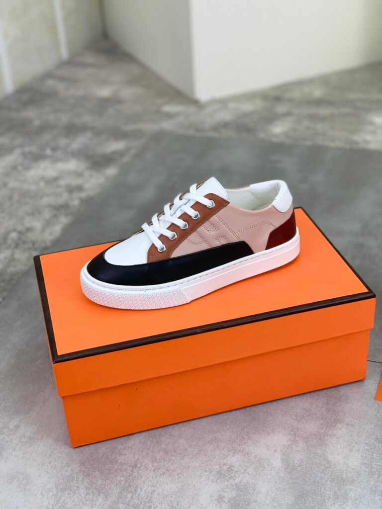 Hermès Unisex Loafers detail 3