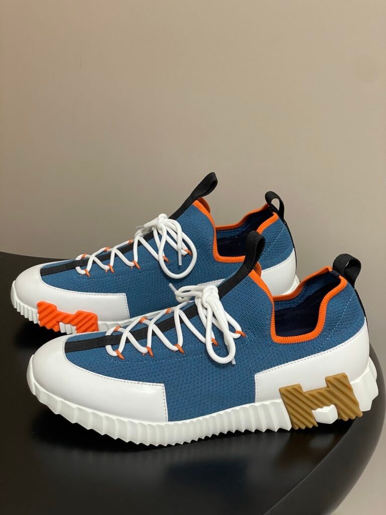 Hermès Unisex White Low-Top Sneakers detail 3