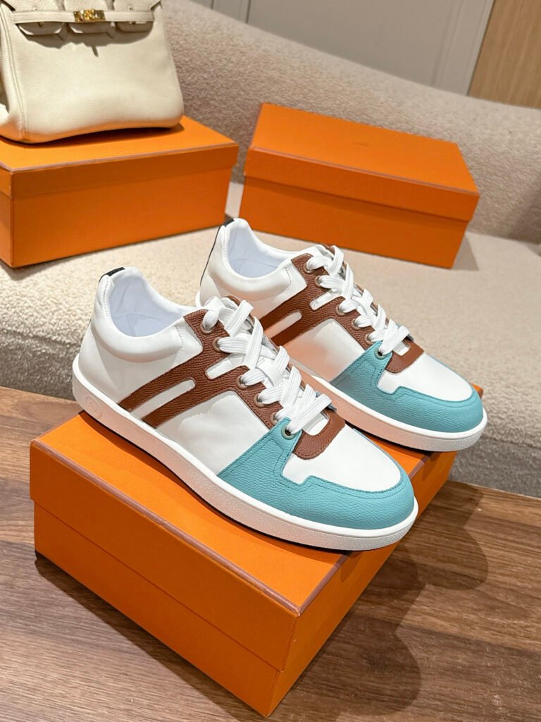 Hermès Unisex Loafers detail 3