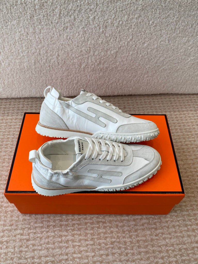 Hermès Unisex Sneakers detail 3