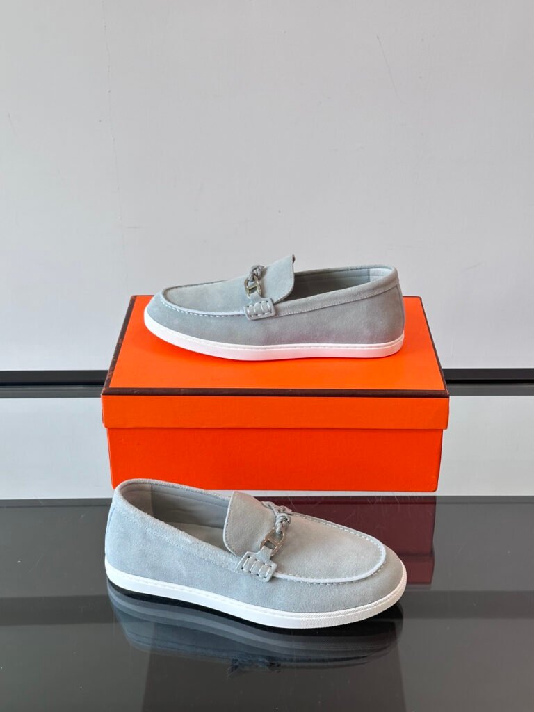 Hermès Unisex Loafers detail 3
