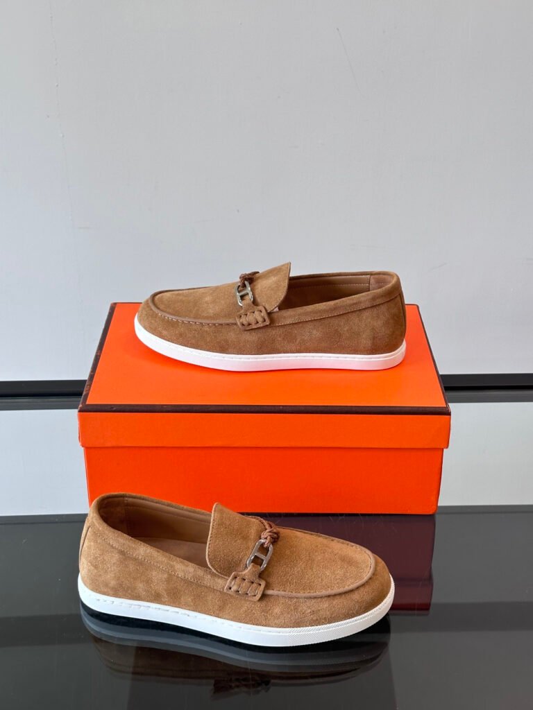 Hermès Unisex Loafers detail 3