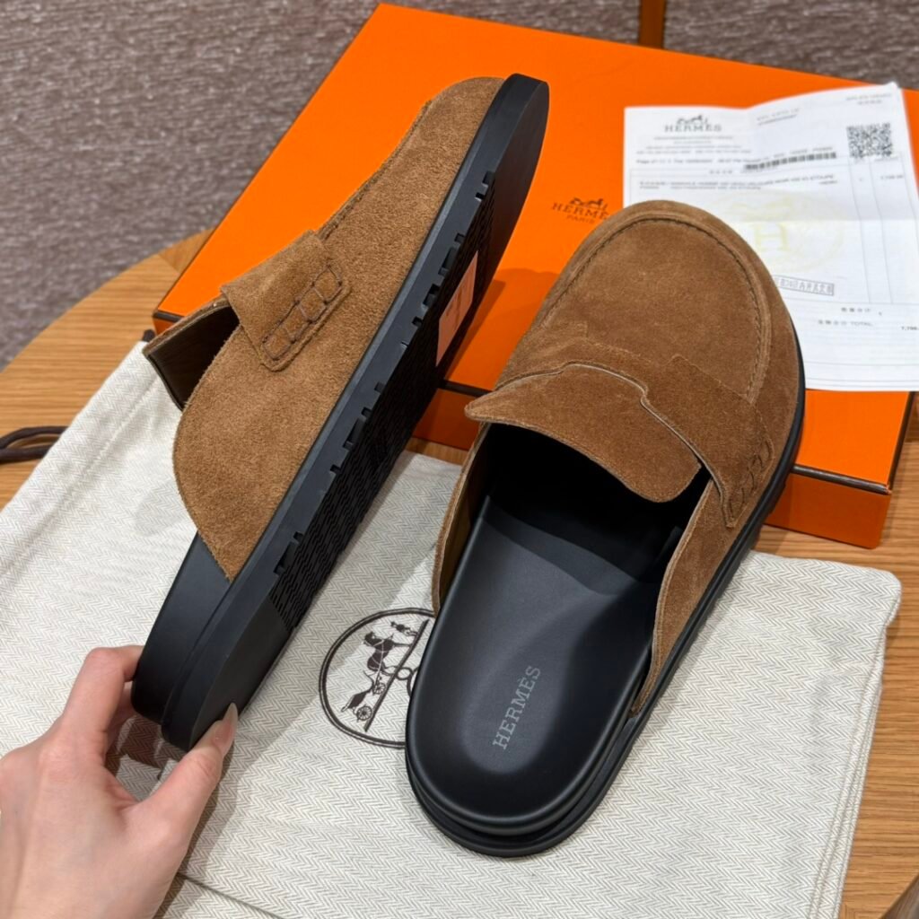 Hermès Unisex Mules detail 3