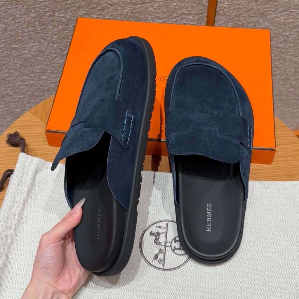 Hermès Unisex Mules detail 3