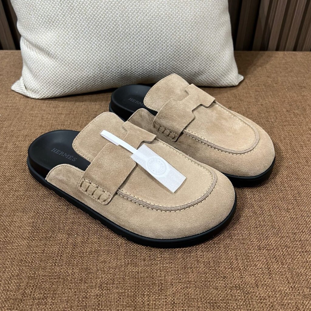 Hermès Unisex Mules detail 3