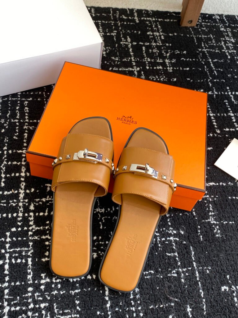 Hermès Women's Slides detail image 3