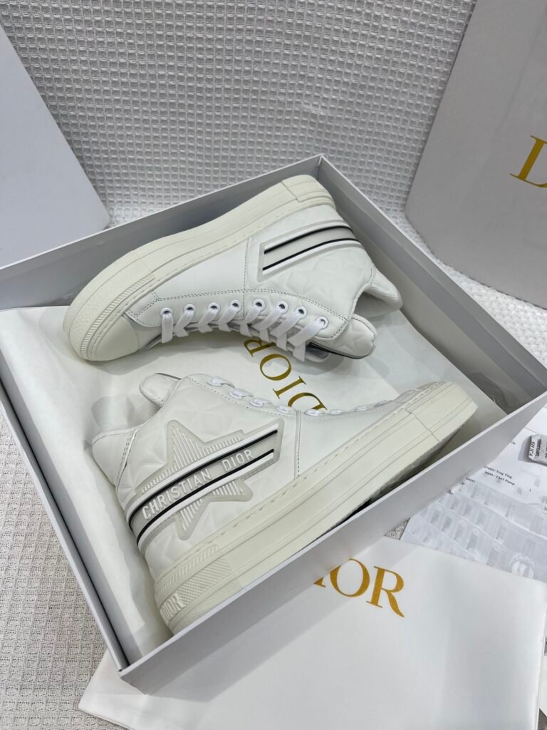 Dior Unisex High-Top Sneakers detail image 3