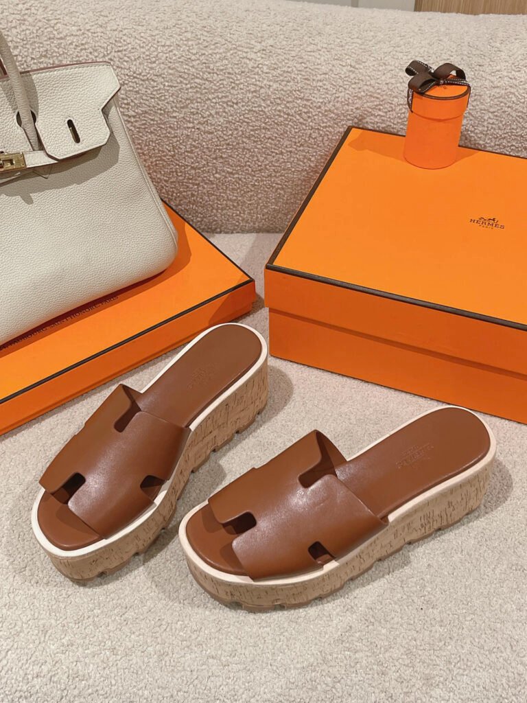 Hermès Women's Platform Sneakers detail 3