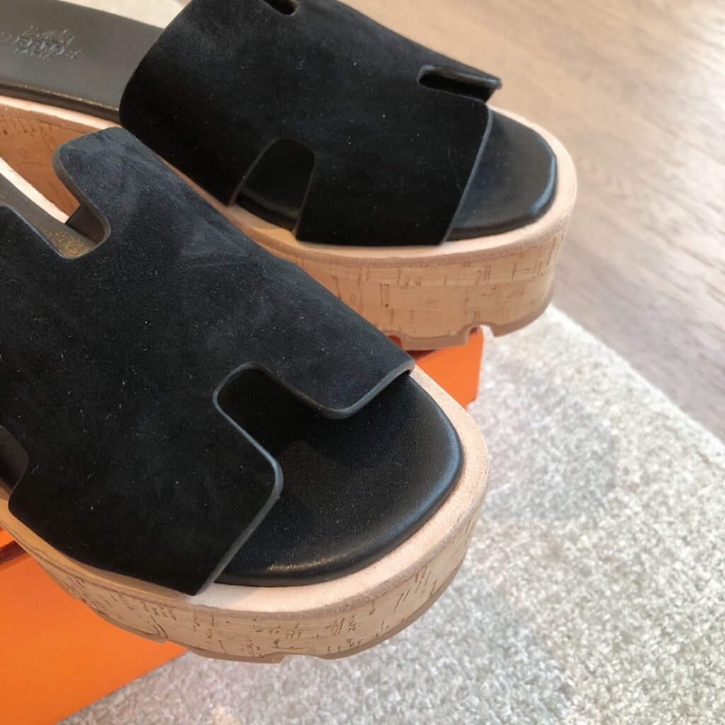 Hermès Women's Boots detail image 3