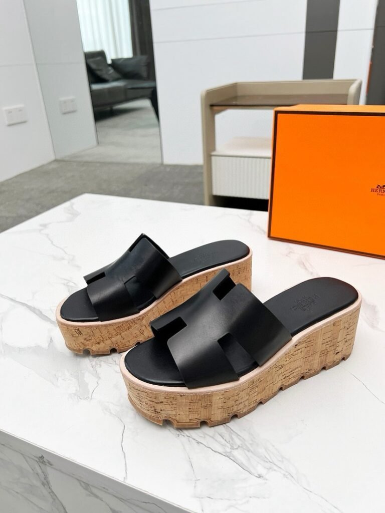 Hermès Women's Platform Sneakers detail 3
