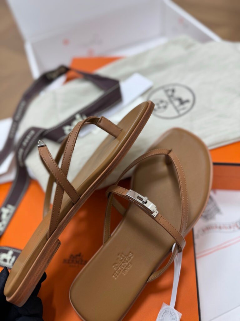 Hermès Women's Sneakers detail 3