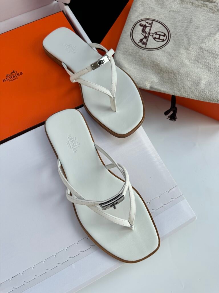 Hermès Women's Sneakers detail 3