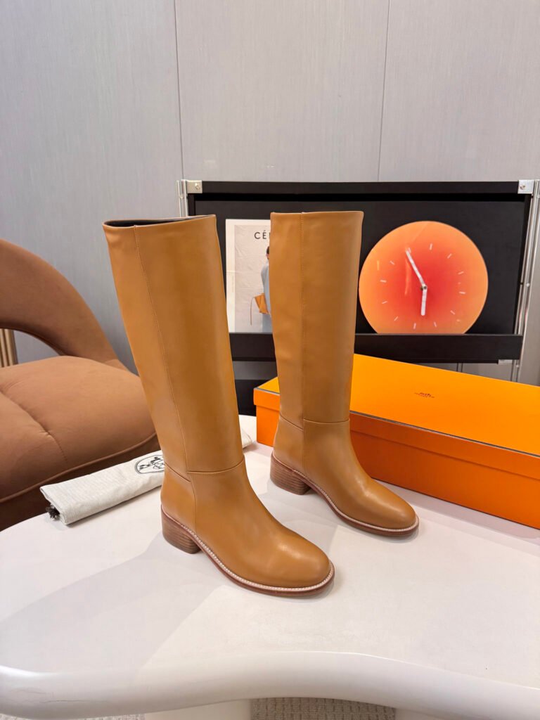 Hermès Unisex Boots detail 3
