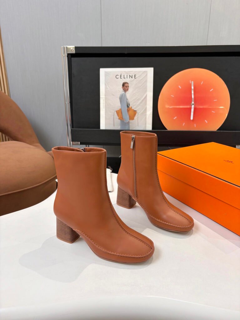 Hermès Unisex Ankle Boots detail 3