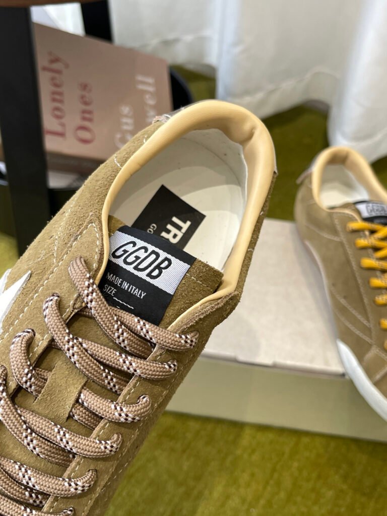 Golden Goose Unisex Distressed Sneakers detail 3