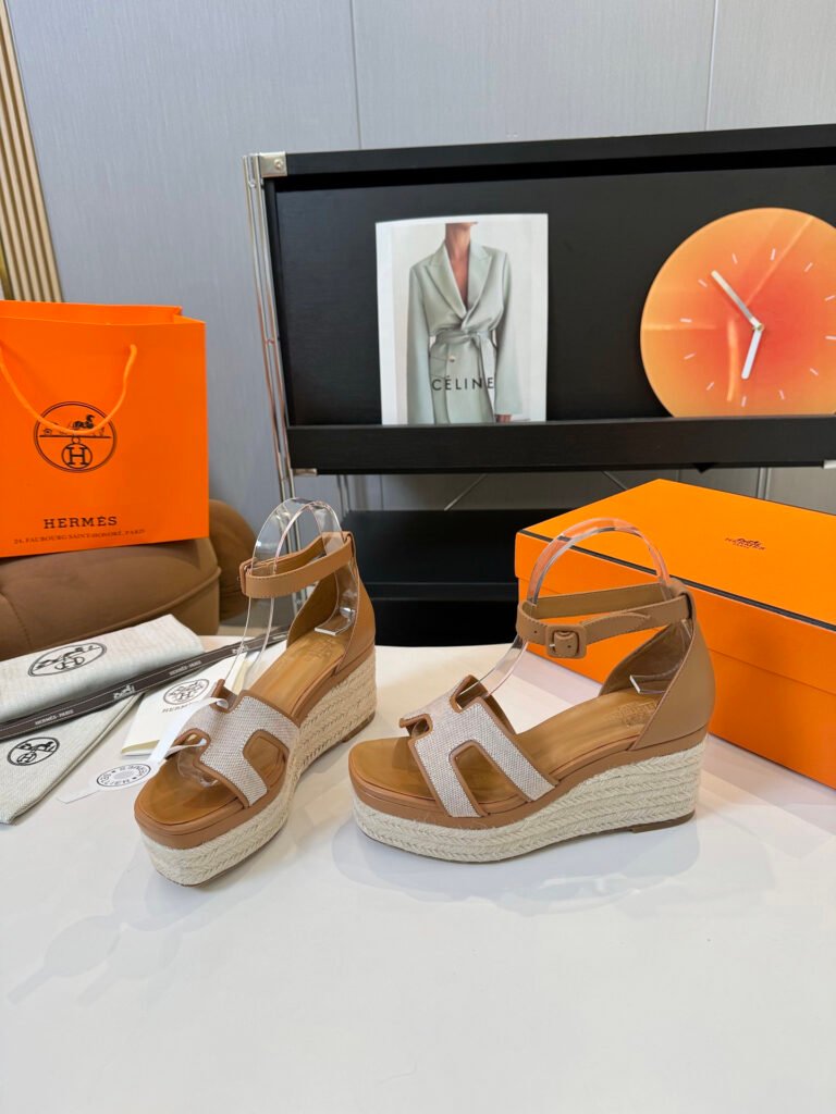 Hermès Unisex Platform Sneakers detail 3