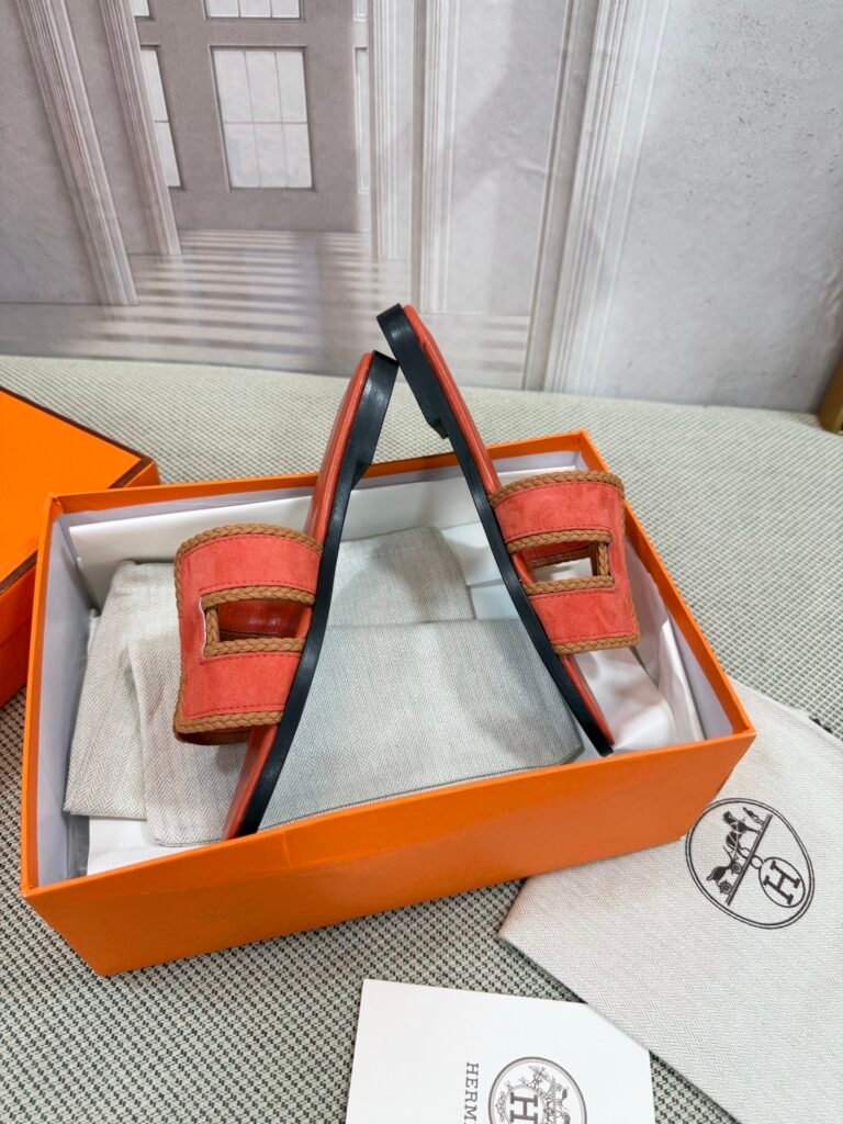 Hermès Unisex Slides detail 3