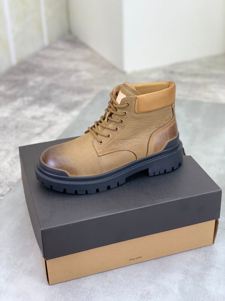 UGG Men's Sneakers detail image 3