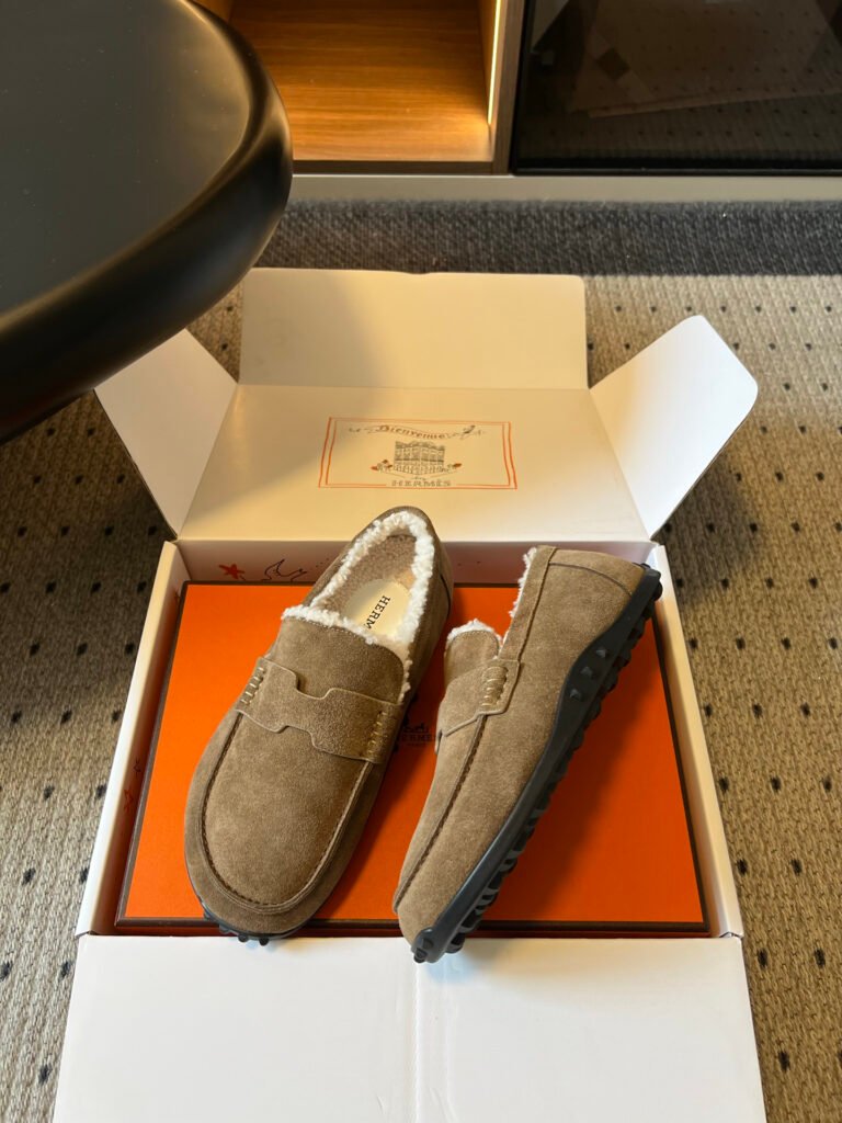 Hermès Unisex Driving Loafers detail 3