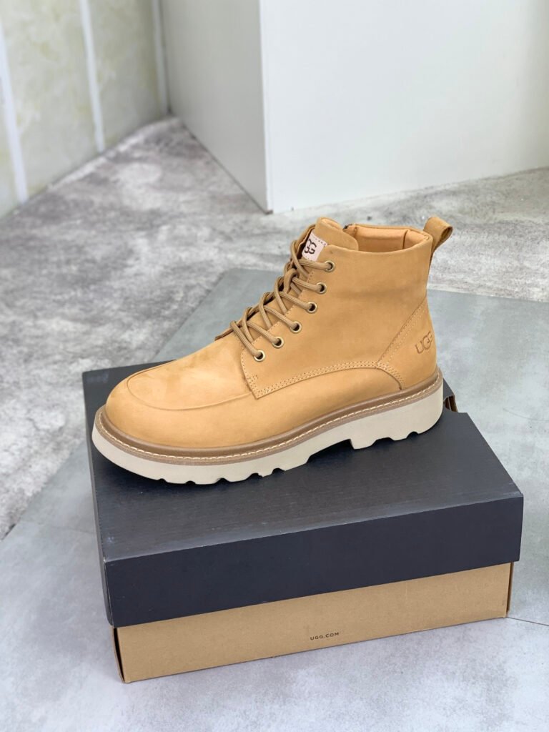UGG Men's Combat Boots detail image 3