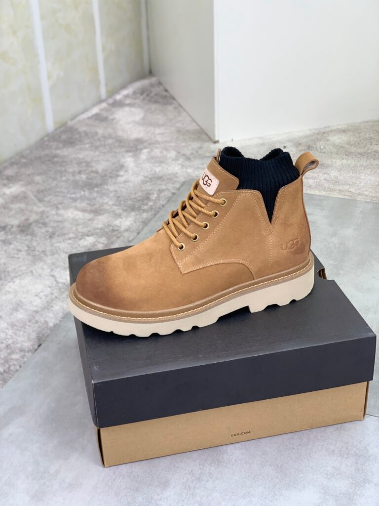UGG Men's Combat Boots detail image 3