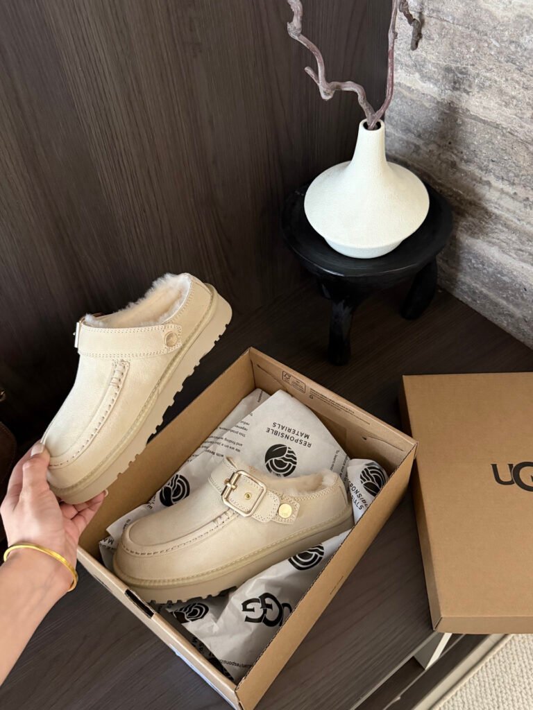 UGG Unisex Platform Sneakers detail image 3