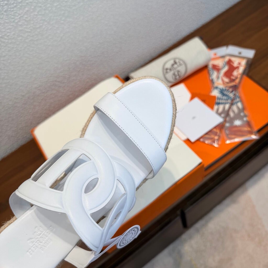 Hermès Unisex Slides detail 3