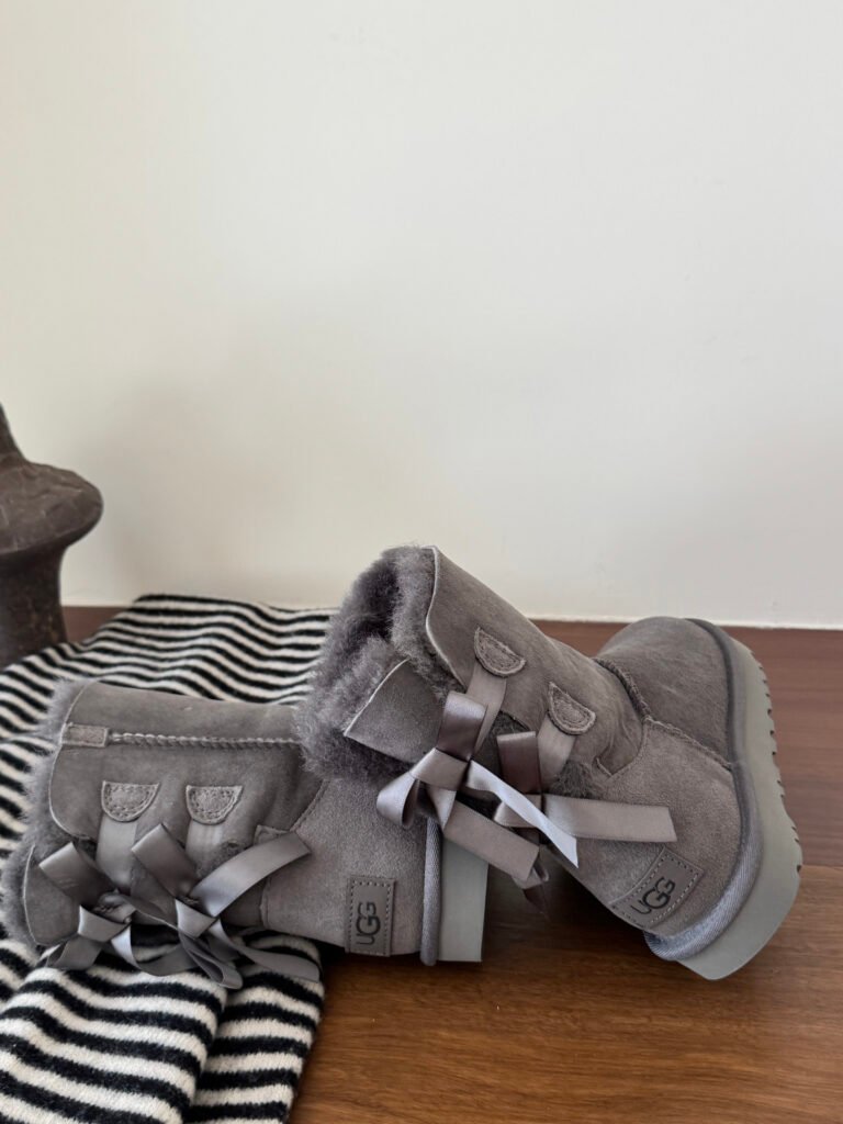 UGG Unisex Sneakers detail image 3