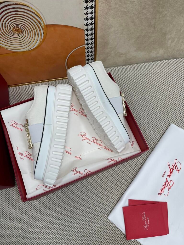 Roger Vivier Unisex White Low-Top Sneakers detail image 3