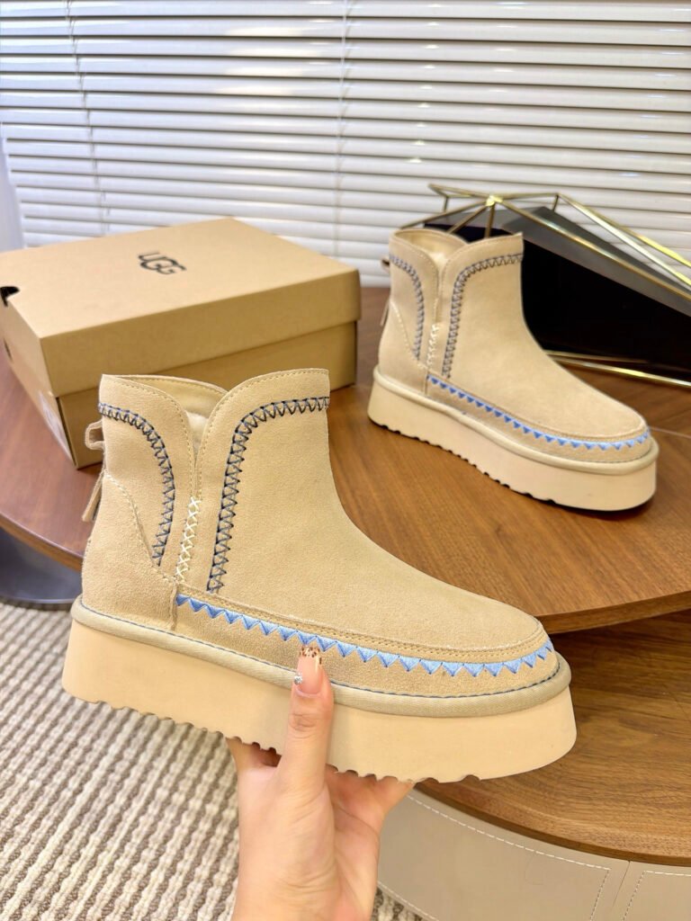 UGG Unisex Platform Sneakers detail image 3