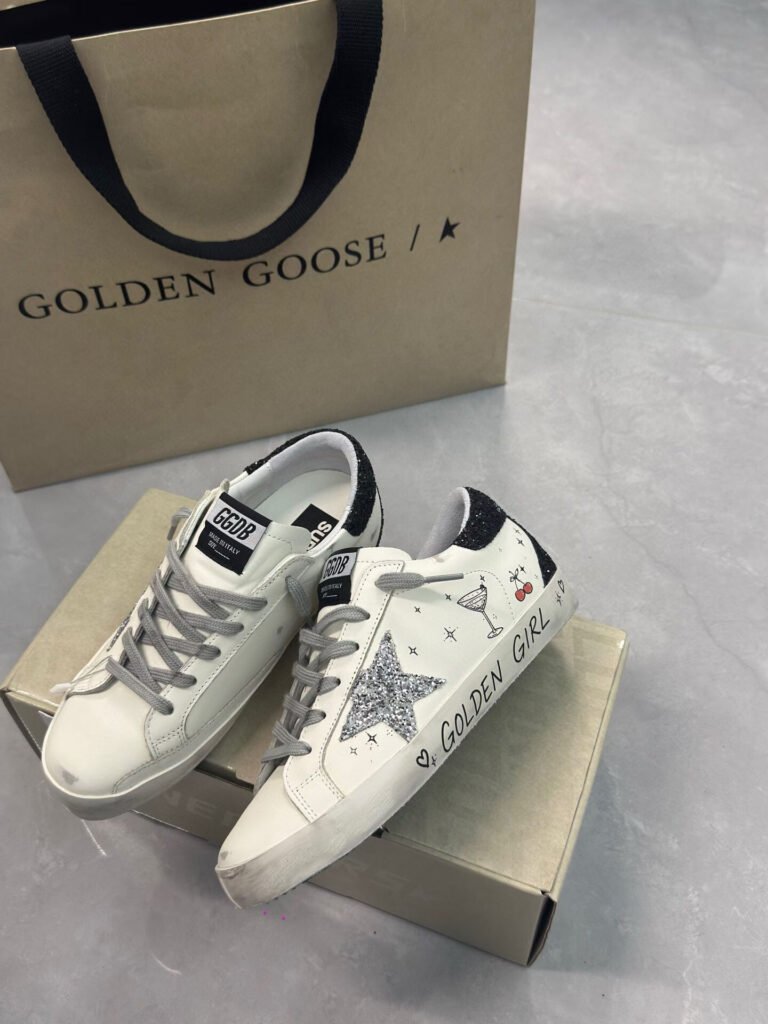 Golden Goose Unisex Sneakers detail image 3
