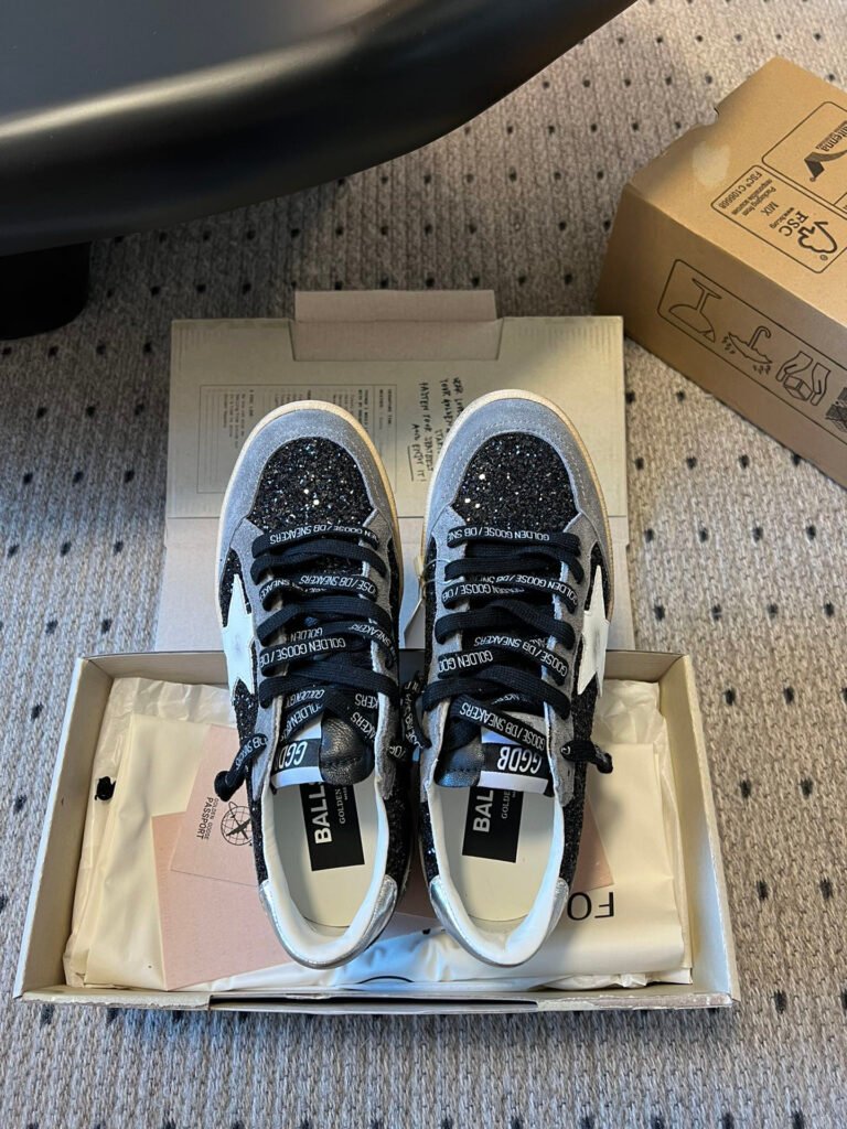 Golden Goose Unisex Distressed Sneakers detail 3