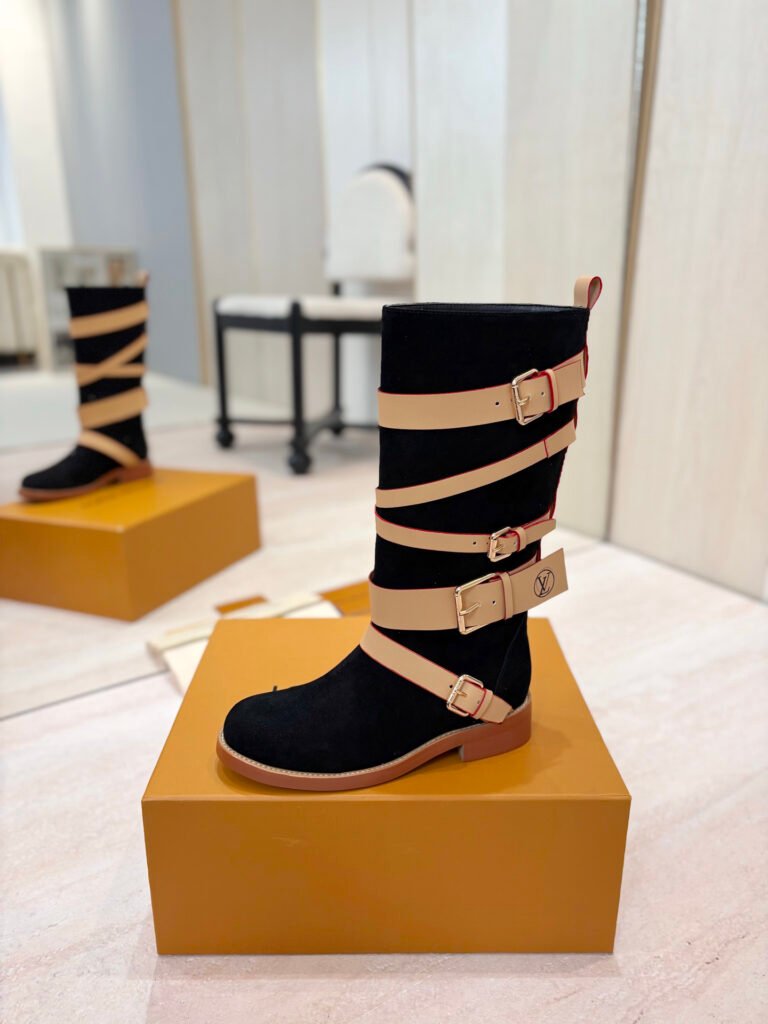 Louis Vuitton Unisex Boots detail image 3