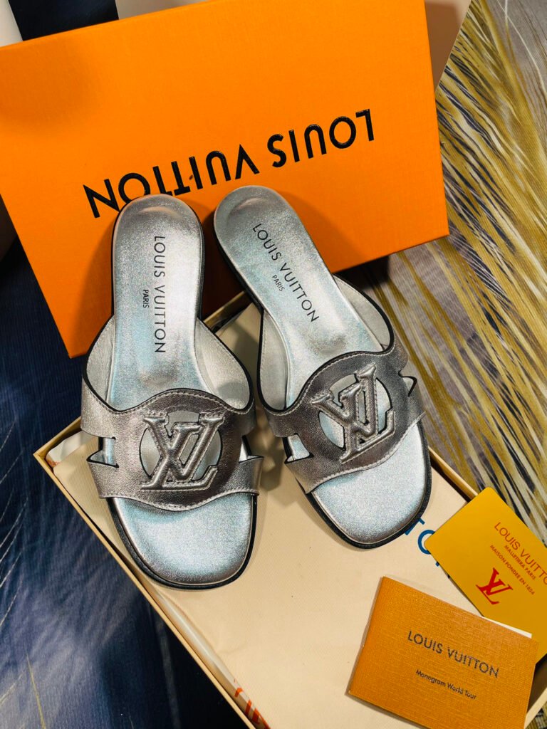 Louis Vuitton Unisex Leather-Sole Shoes detail image 3