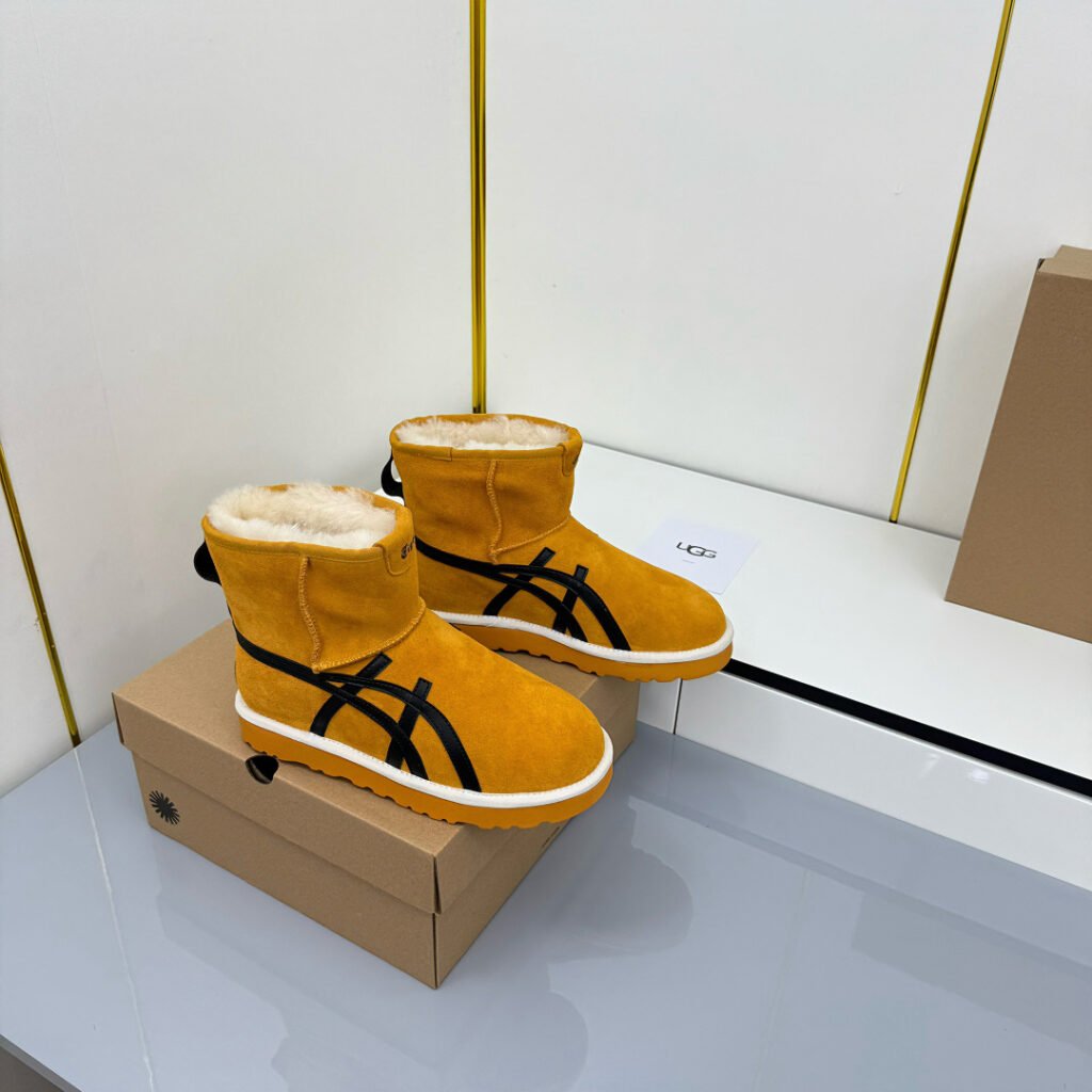 UGG Unisex Platform Sneakers detail image 3