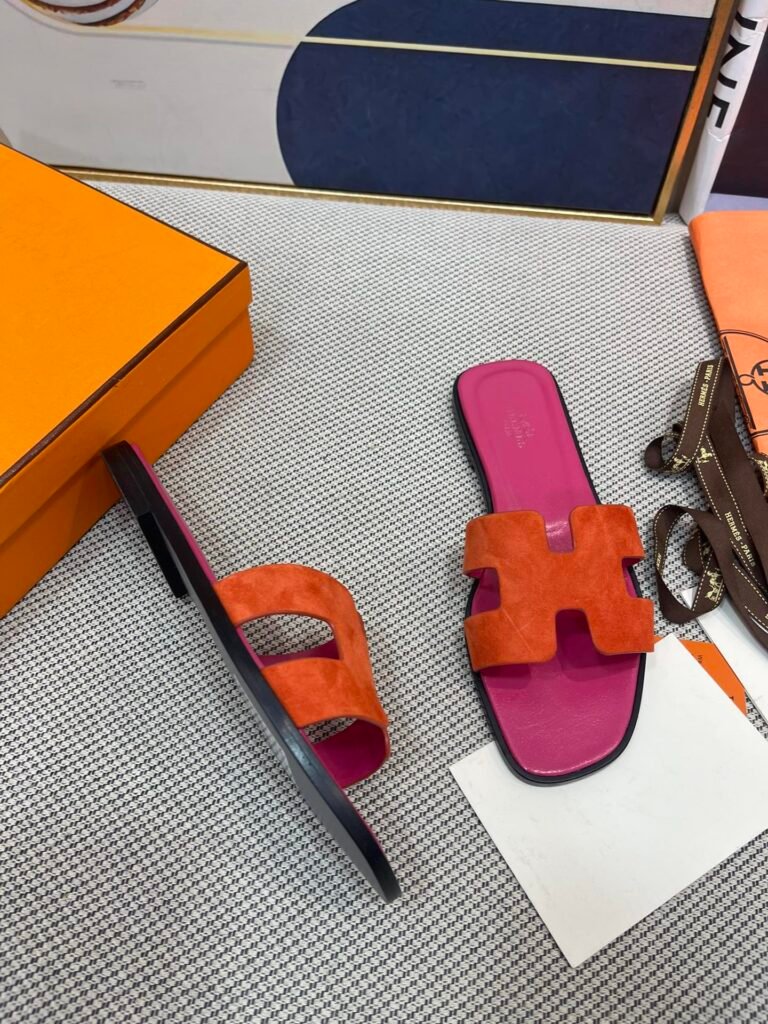 Hermès Unisex Slides detail 3