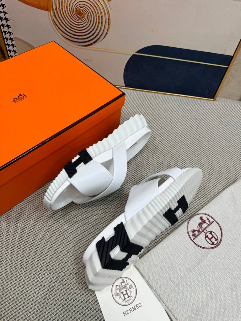 Hermès Unisex Slides detail 3