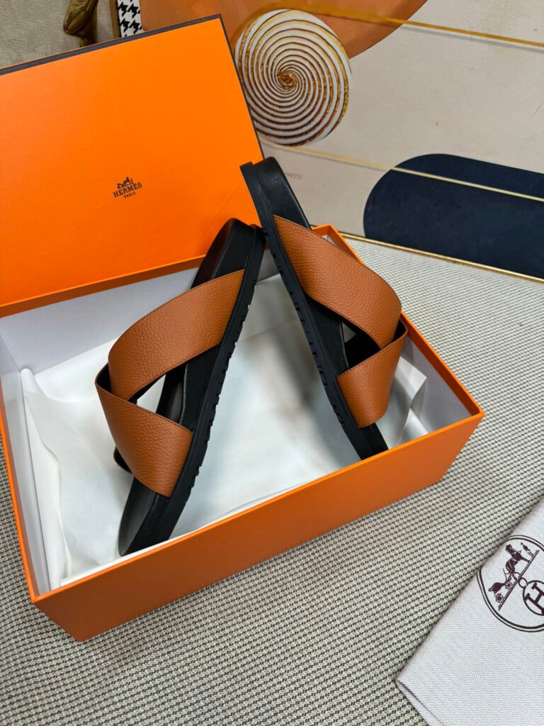Hermès Unisex Slides detail 3