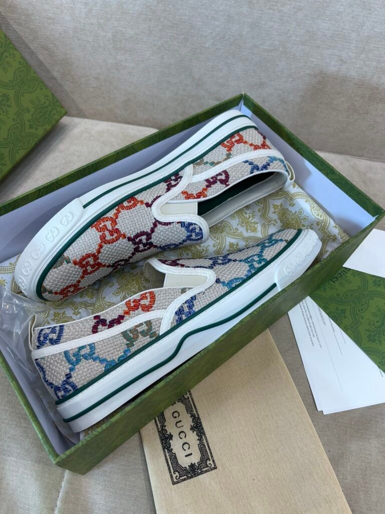 Gucci Unisex High-Top Sneakers detail 3