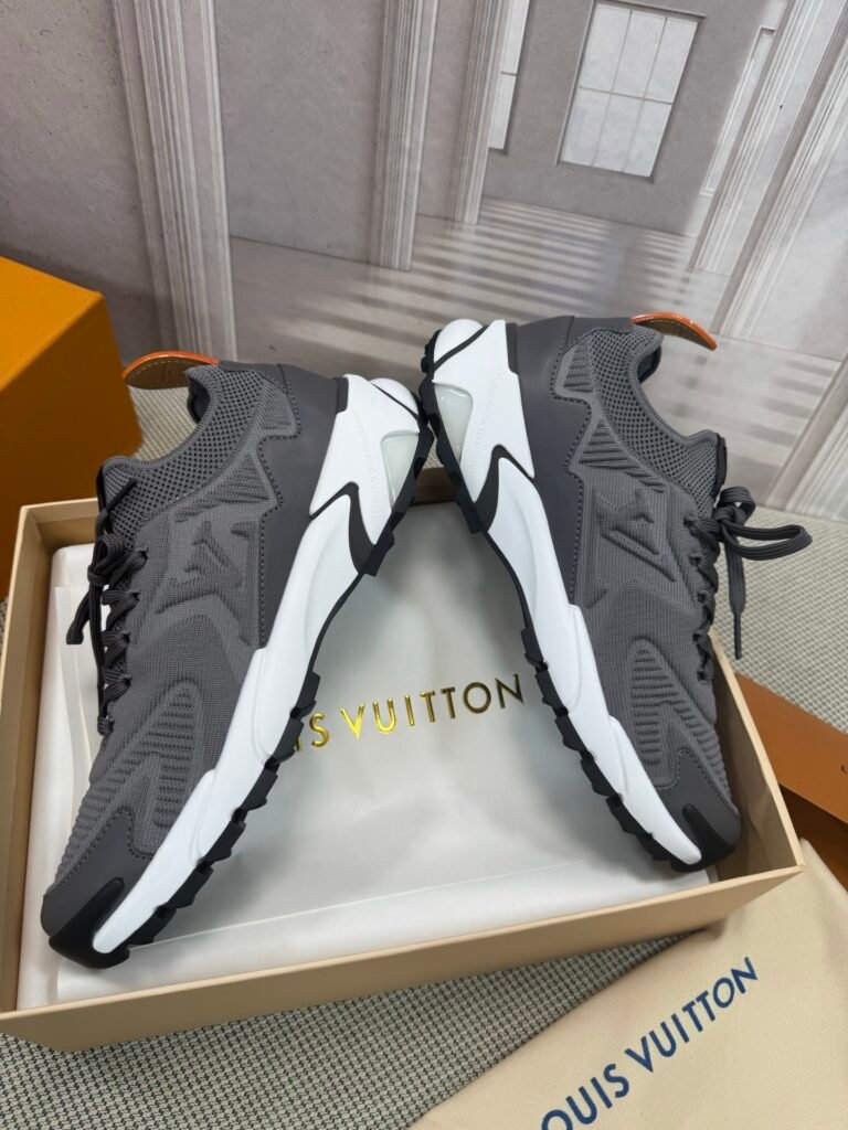 Louis Vuitton Unisex Athletic Sneakers detail image 3