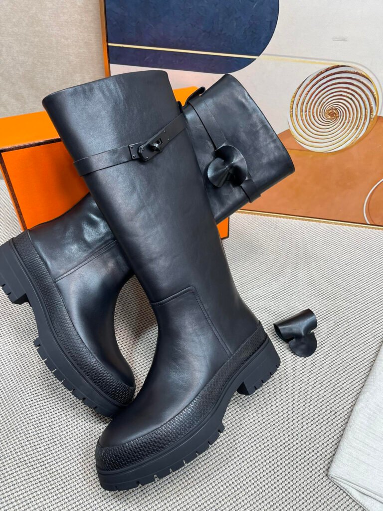 Hermès Unisex Boots detail 3