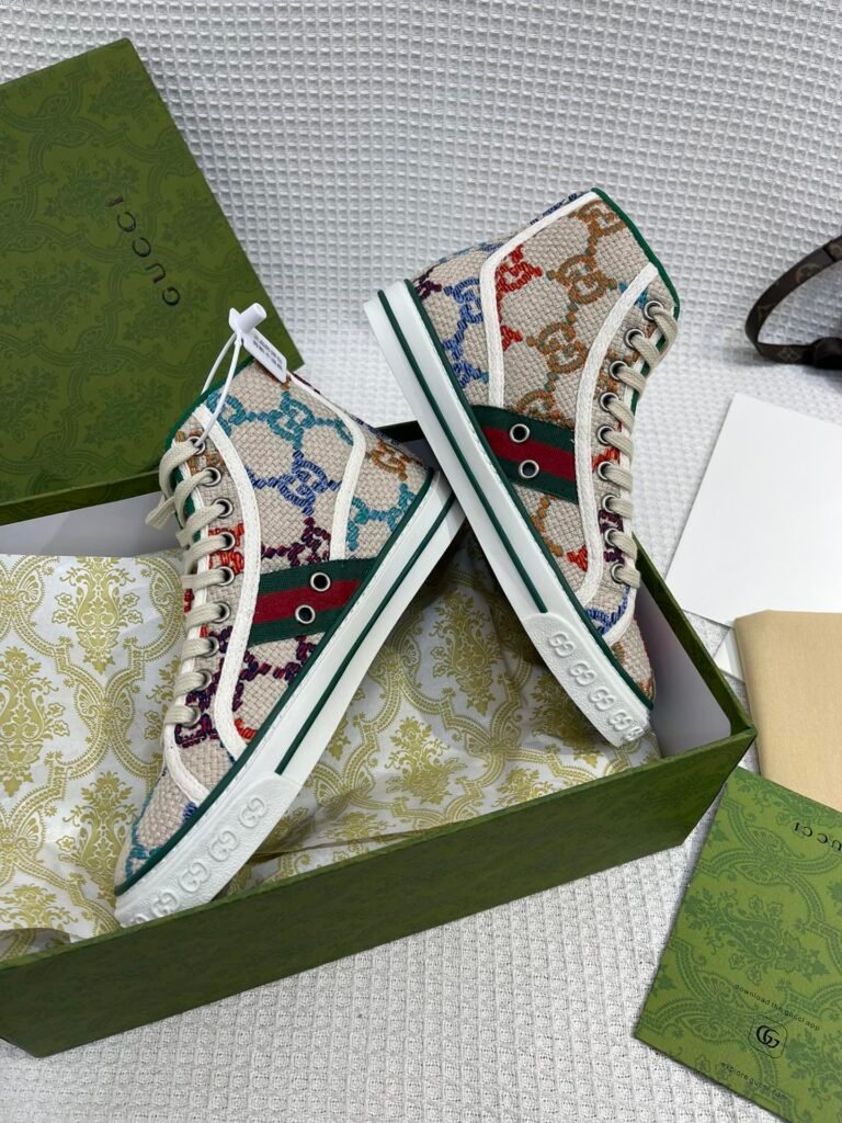 Gucci Unisex High-Top Sneakers detail 3