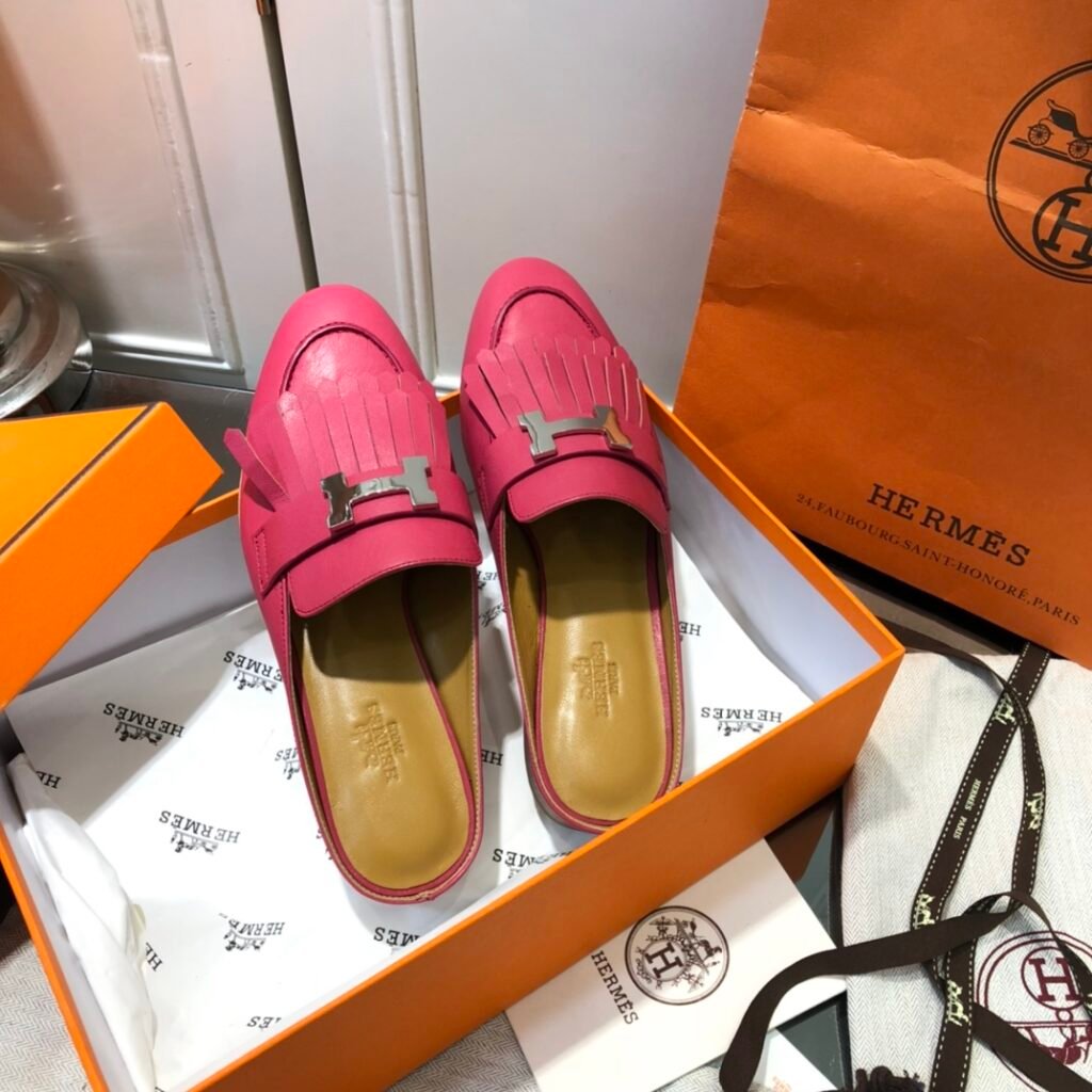 Hermès Unisex Loafers detail 3