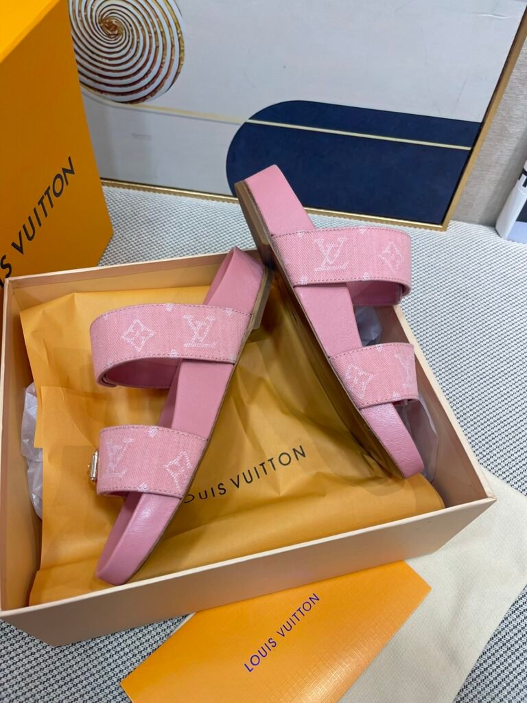 Louis Vuitton Unisex Sandals detail image 3