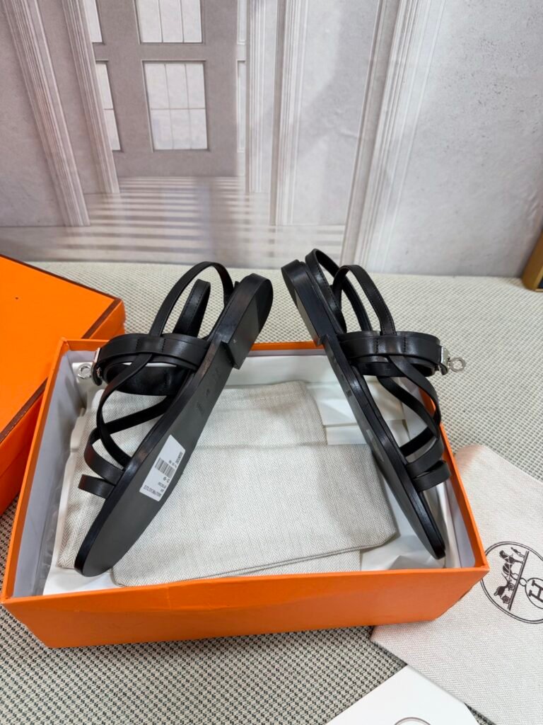 Hermès Unisex Slides detail 3