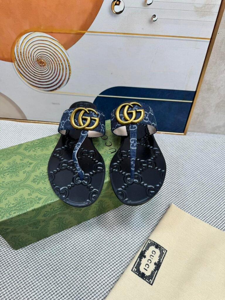 Gucci Unisex Slides detail 3