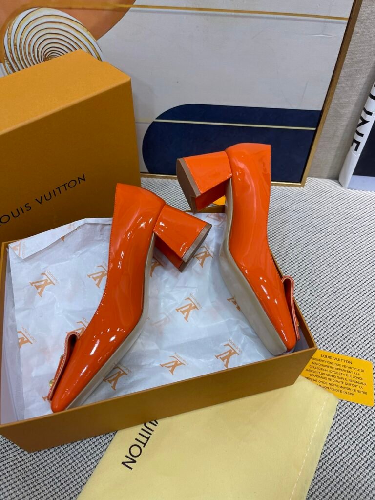 Louis Vuitton Women's High-Heel Pumps detail image 3