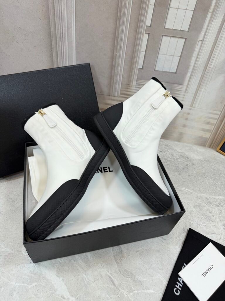 Chanel Women's Ankle Boots detail image 3